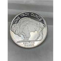 1 oz. Silver Buffalo Design Round