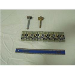 2 Saftey Razers and Blades