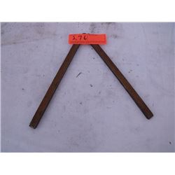 Folding ruler
