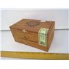 Image 1 : 1/4" Mahogany Slab Honduras Excalibur Cigar Box - Length 8"
