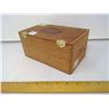 Image 2 : 1/4" Mahogany Slab Honduras Excalibur Cigar Box - Length 8"