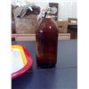 Image 3 : Beer Tray and John LaBatts Stubby Beer Bottle