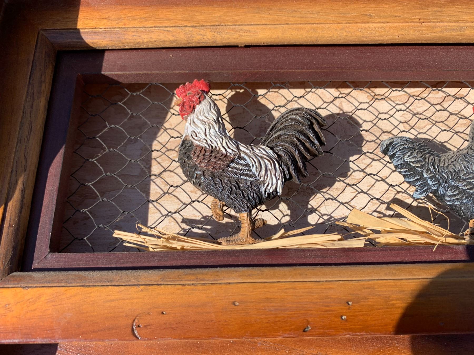 Roaster Key Rack Wooden Rooster w/ Chicken Wire - Key Rack