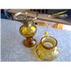 Image 2 : Small Amber Kerosene Lamp