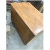 Image 4 : Solid Oak Desk - 42" x 26" - Very Solid