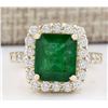 Image 1 : 5.02 CTW Natural Emerald And Diamond Ring In 18K Yellow Gold