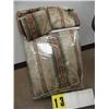 Image 1 : new queen comforter with sham