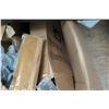 Image 8 : Pallet Rainier Industries 20010-WH-5N Globes, Centerpiece Sign Stands, etc