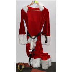 INTIMATE ADULT CHRISTMAS THEMED 5PC SANTA ROBE