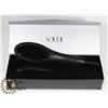 Image 1 : SOLEIL 2.0 HEAT BRUSH: BLACK W/ VINYL ARCHED