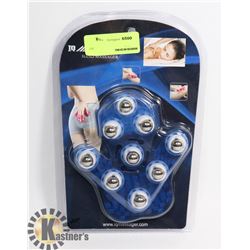 IQ MASSAGER - PALM BASE TO HELP YOU RELAX, RELIEVE