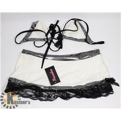 PEECABOO 2PC WOMENS WHITE & BLACK/ SILVER ACCENTED