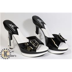 VIVID WOMENS GUITASR-21 BLACK & WHITE PLATFORM