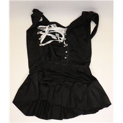 PEECABOO 2PC WOMENS BLACK & WHITE LACE UP