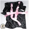 Image 1 : WOMENS PEECABOO BLACK & BABY PINK SATIN STYLE ROBE