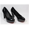 Image 1 : FASHION WOMENS BLACK SLIP ON ROUND TOE