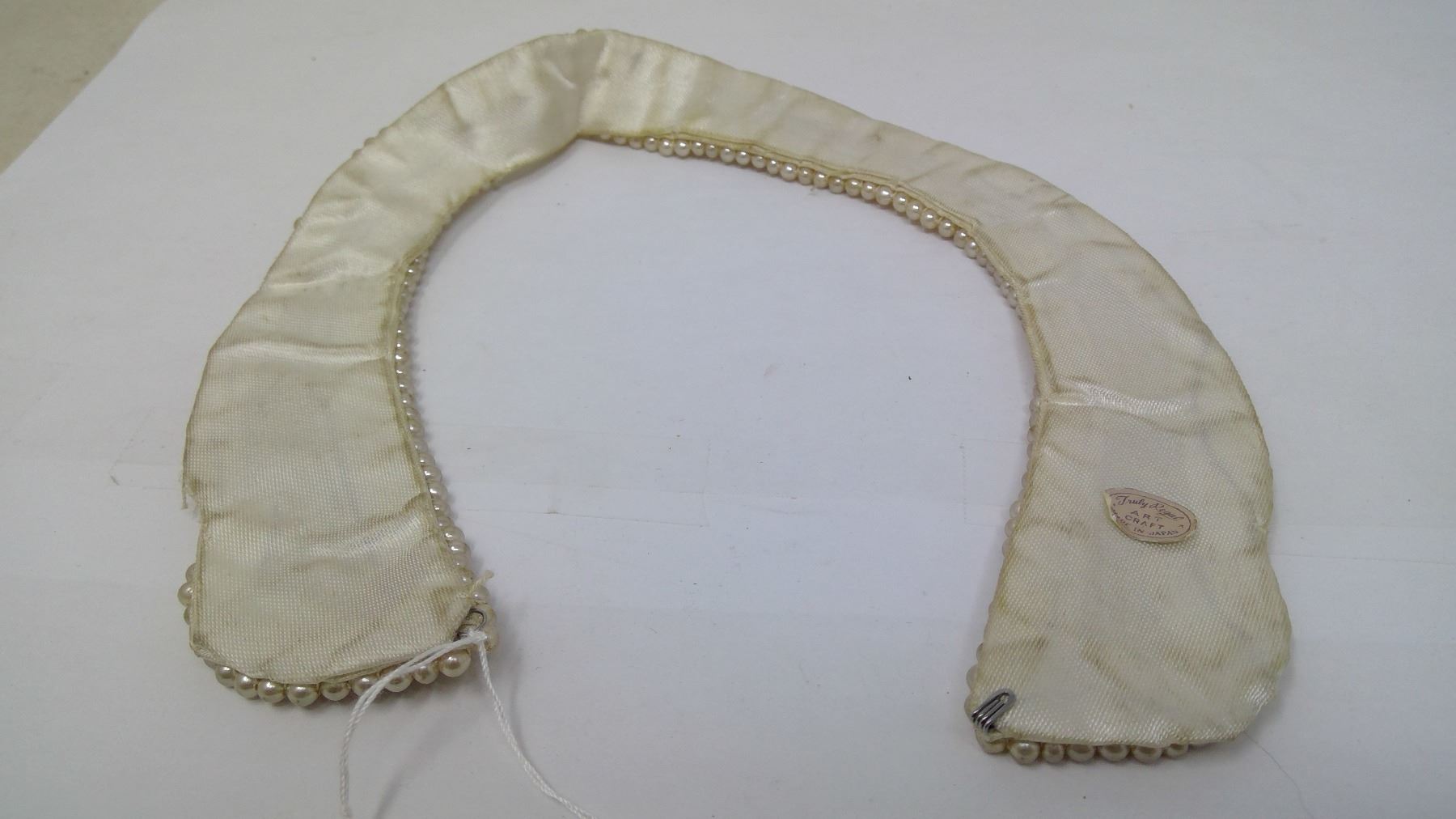 BEADED COLLARS MADE IN JAPAN 1950'S (2)