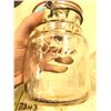 Image 7 : 4 VINTAGE JARS
