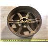 Image 4 : MINNEAPOLIS-MOLINE BELT PULLEY