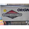 Image 2 : BRIGGS N STRATTON SIGN/DISPLAY