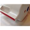 Image 3 : IGLOO MINI MATE COOLER WITH PLASTIC UTENSILS