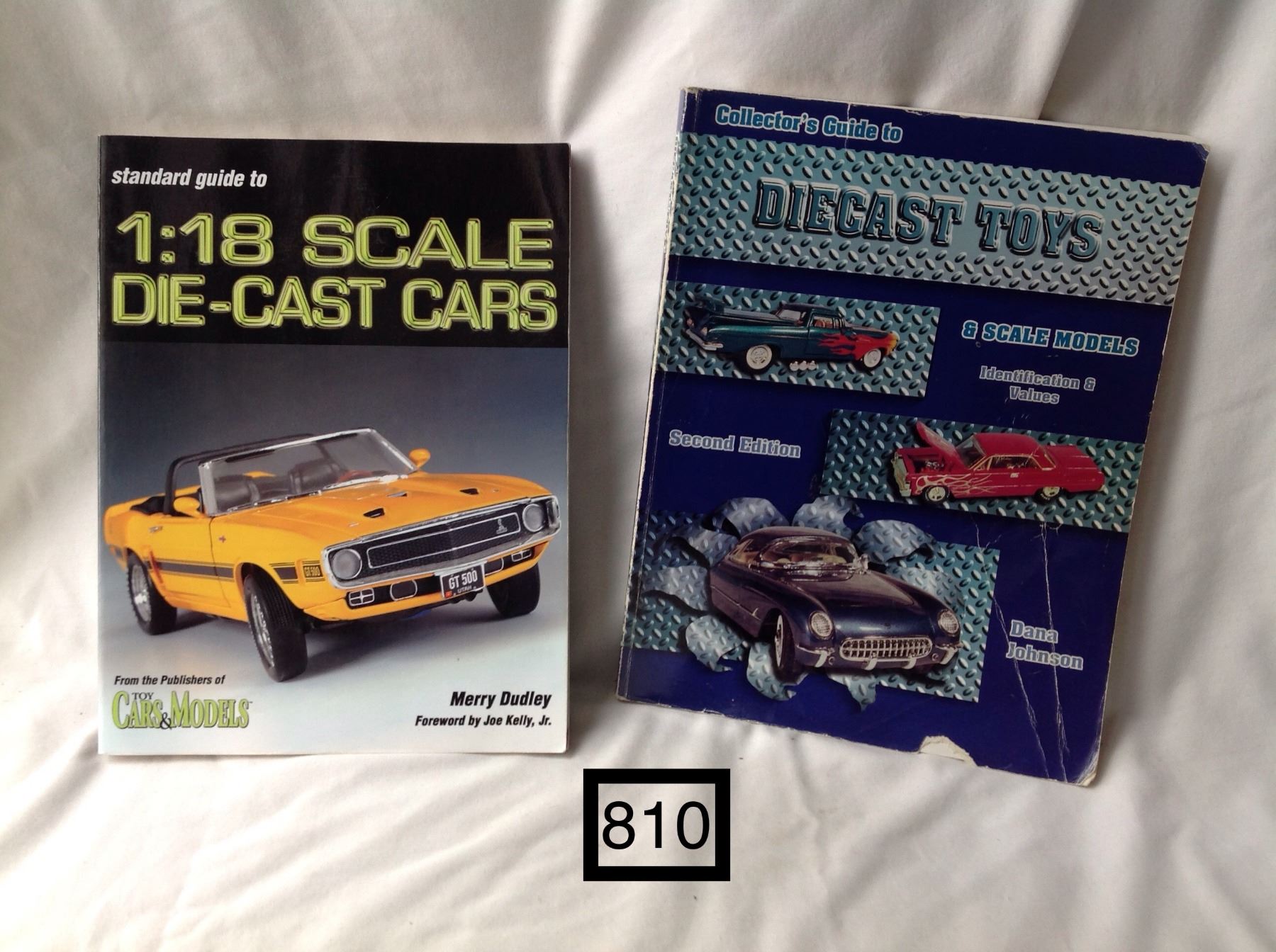 1:18 SCALE DIE CAST CARS GUIDE / COLLECTORS GUIDE TO DIE-CAST TOYS