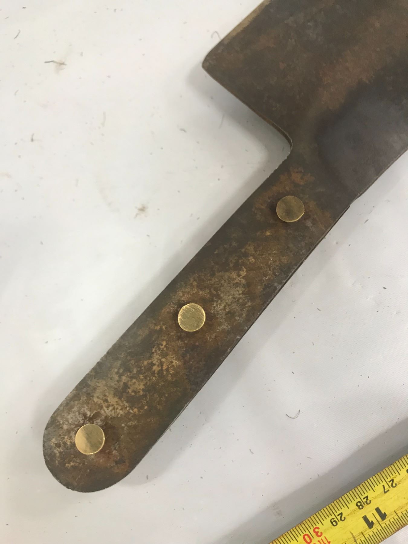 MEAT CLEAVER 1/2 SIDE OF HANDLE MISSING