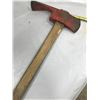 Image 3 : FIREMAN'S AXE - HANDLE NOT GREAT