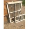 Image 5 : 5 VINTAGE WINDOWS - SOME MISSING GLASS