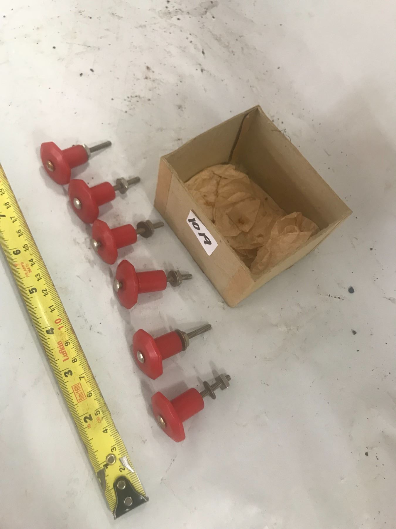 6 RED PLASTIC KNOBS NEW OLD STOCK VINTAGE