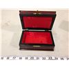Image 2 : JEWELRY BOX