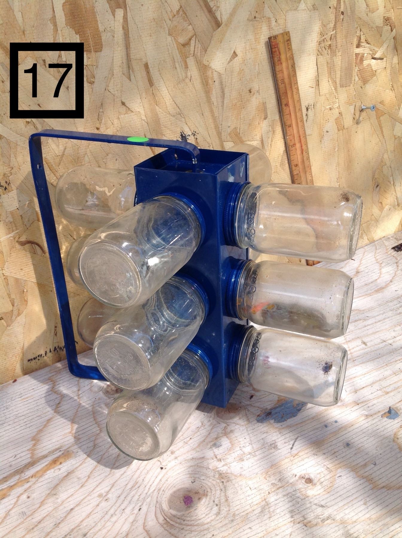 12 BOTTLE ROTARY SCREW & HARDWARE STORAGE