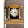 Image 2 : ANTIQUE E. INGRAHAM KITCHENETTE CLOCK W/ PENDULUM