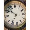 Image 2 : VINTAGE CARAVELLE WALL CLOCK - BATTERY POWERED