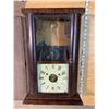 Image 1 : ANTIQUE SC U.S.A. WOODEN CLOCK W/ PENDULUM