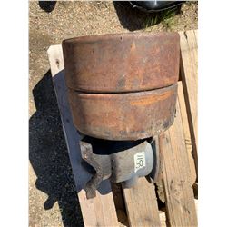 BELT PULLEYS - FORDSON?