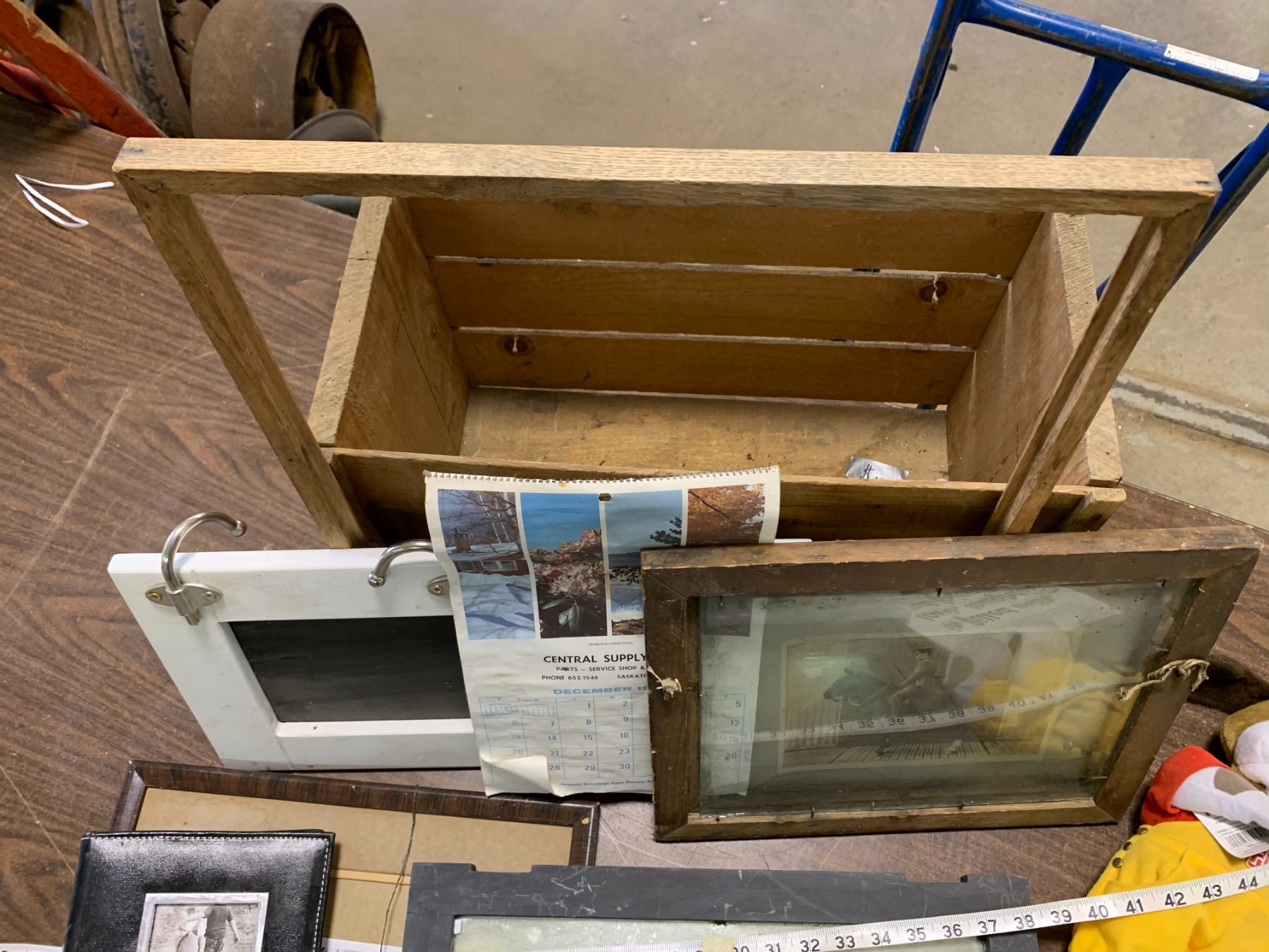 LOT OF WOODEN PICTURE FRAMES, PHOTO ALBUM, HOME HARDWARE DOG, ETC