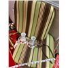 Image 3 : CHRISTMAS ITEMS, PILLOWS, AND CHAIR CUSHION