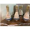Image 2 : 5 VINTAGE BOWLING PINS