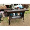 Image 1 : ANTIQUE GAS STOVE