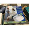 Image 2 : LOT OF ASSORTED LIGHTING, FAN, SHOWER VALVE, TOILET SEAT, SHOWER MASSAGERS ETC