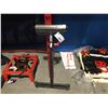 Image 1 : MASTERCRAFT ADJUSTABLE HEIGHT ROLLER