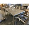 Image 1 : HAMPTON COLLECTION DINING OUTDOOR DINING SET  - BLACK POWDER-FINISH STEEL FRAME INCLUDES: 1 DINING