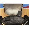 Image 2 : BROIL CHEF TIE FIGHTER PORTABLE GAS GRILL 10,000BTUS, CAST ALUMINUM TRI-DOME LID, THERMOSTAT, 220