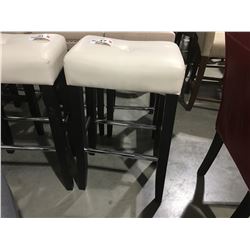 CREAM LEATHER UPHOLSTERED BAR STOOL (RECTANGLE) SEAT HEIGHT 30"