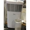 Image 1 : MIDEA PORTABLE AIR CONDITIONER