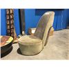 Image 2 : STILETTO STYLE CHAIR - REQUIRES CLEANING