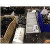 Image 1 : SALAD DRESSING SHAKER X 4, MENU HOLDER X 2, APPROX 10 ICE CUBE TRAYS & 4 X VOLLRATH CONDIMENT