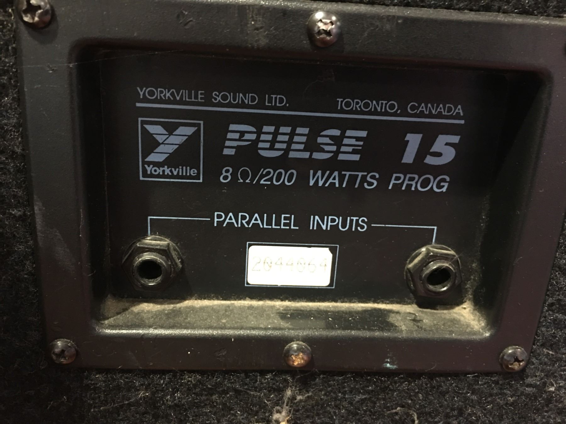 YORKVILLE PULSE 15 200 WATT PROG PARALLEL INPUTS SPEAKERS X 2 Yorkville pulse 15 200 watt prog parallel inputs speakers x 2