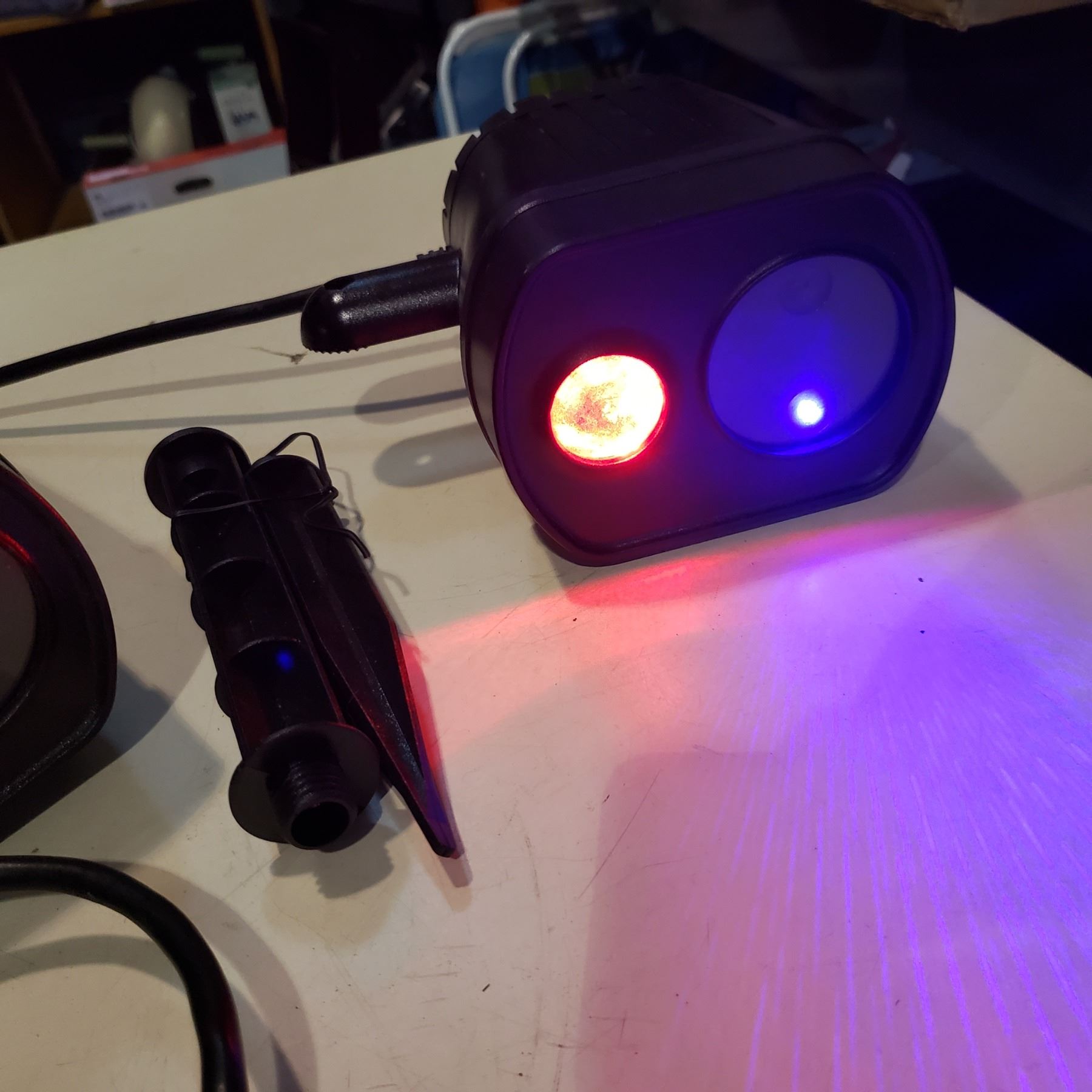 Snowman spotlight 2 LASER HOLIDAY DISPLAY - Big Valley Auction